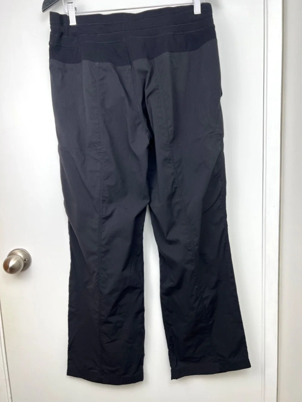 Lululemon Classic Studio Dance Pants size 10 Black Unlined Athleisure Active